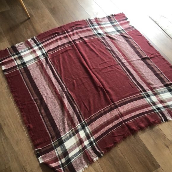 🟢 red plaid scarf - Picture 4 of 4